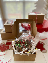 Load image into Gallery viewer, Holiday 4-Pretzel Paks
